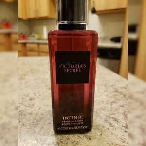 Brand new Victoria's Secret INTENSE Fragrance Mist